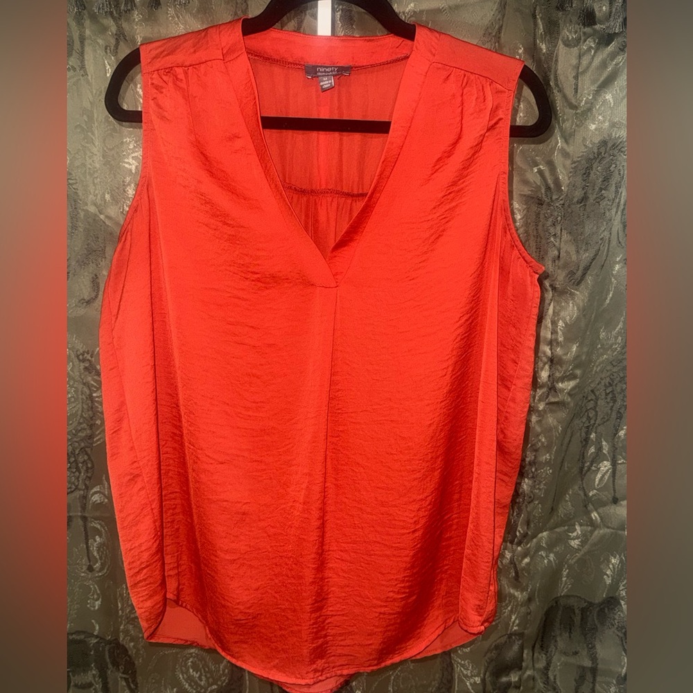 ** 3 for $15** Ninety Sleeveless V-Neck Camisole in Burnt Orange/Rust